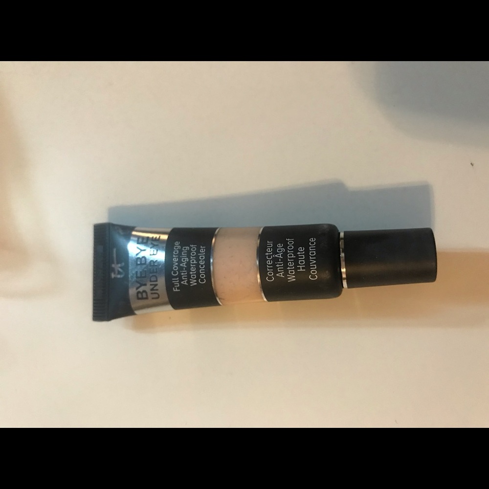 It Bye Bye Under Eye Concealer